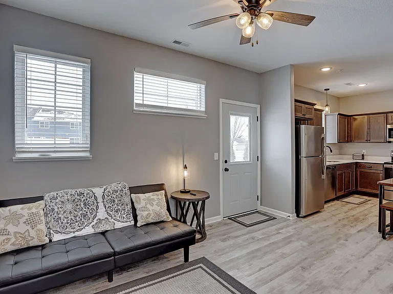 113 Willow Cascades Trl — Photo 3
