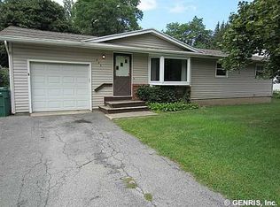 443 McCall Rd, Rochester, NY 14616