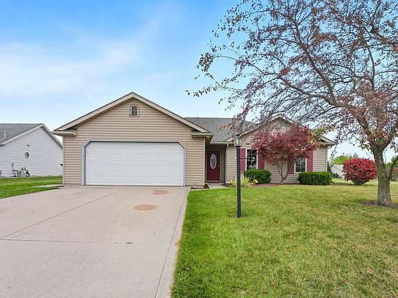 2nd image of 781 S Redstone Ct