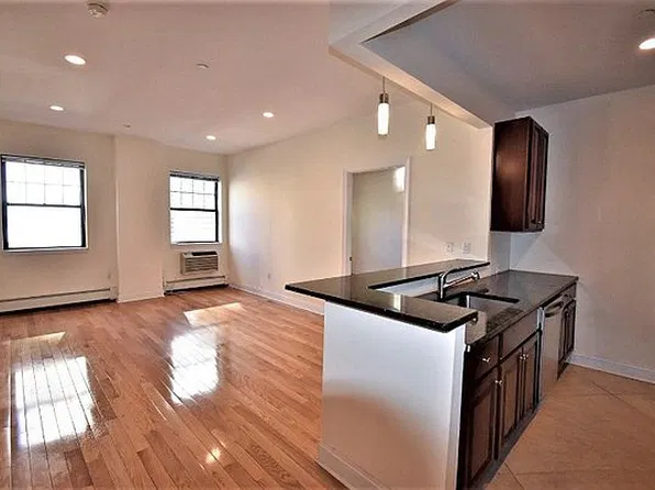 114 Clinton St APT 5E, Brooklyn, NY 11201