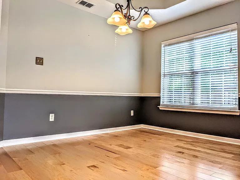 2045 Shoreline Dr — Photo 6