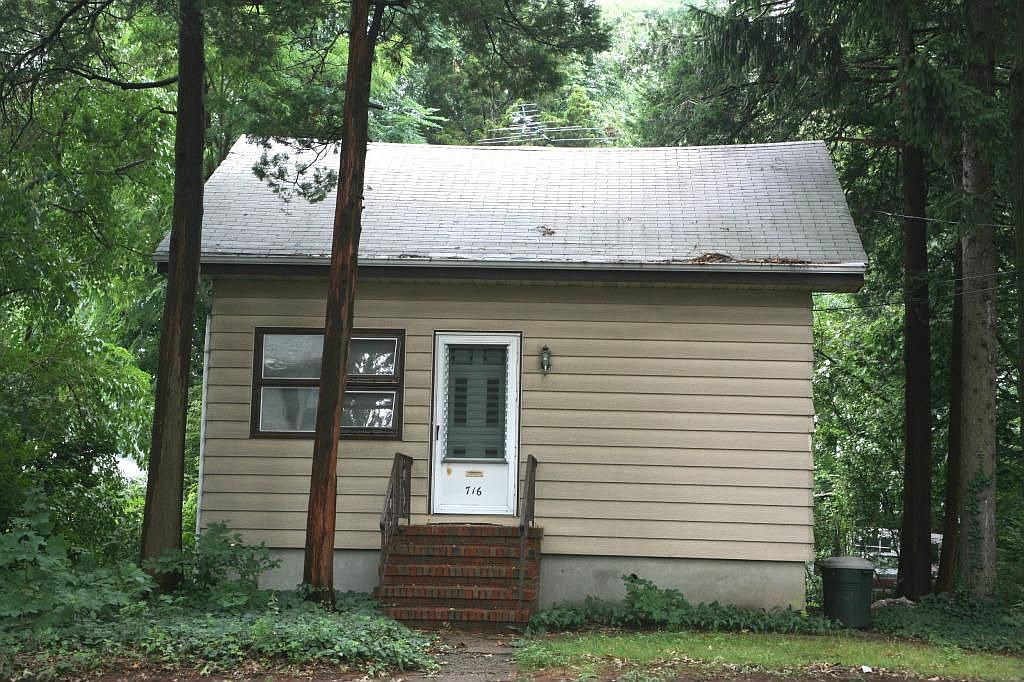 716 Linden Ave, Rahway, NJ 07065 Zillow