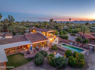 6950 N Orange Grove Cir, Tucson, AZ 85704