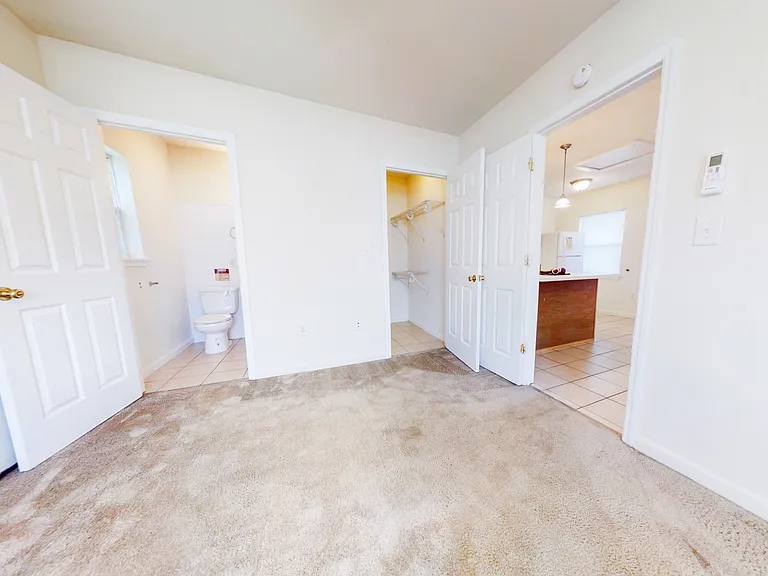 891 Campus Cir #1 — Photo 3