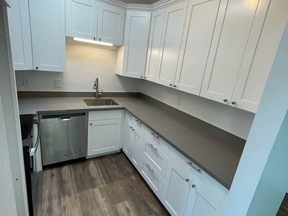 3rd image of 3459 23rd Ave W #8561535