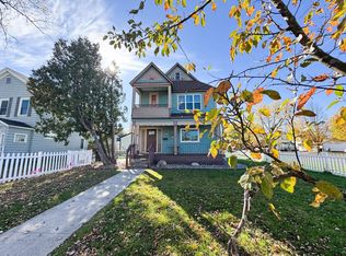 2102 E 6th St, Duluth, MN 55806