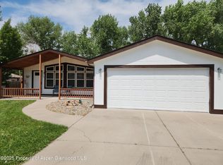 262 E Tamarack Cir, Parachute, CO 81635