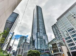 180 University Ave UNIT 4207, Toronto, ON M5H 0A2