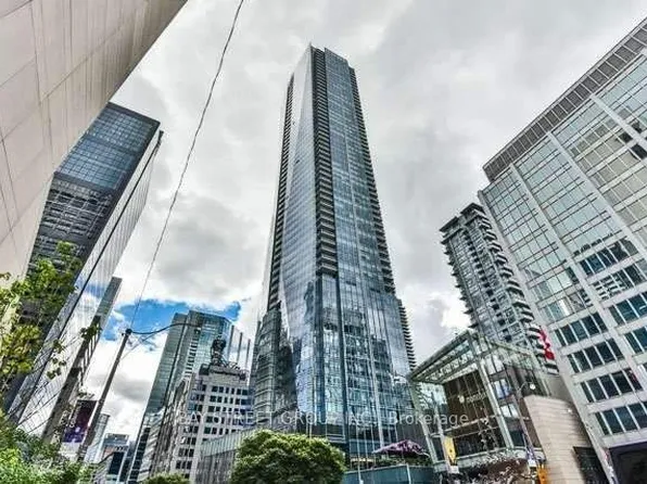 180 University Ave, Toronto, ON