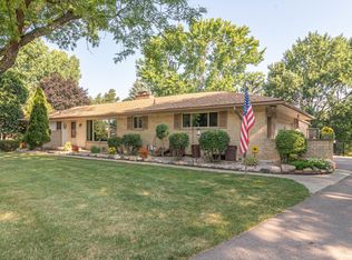 38620 Morningstar St, Livonia, MI 48152