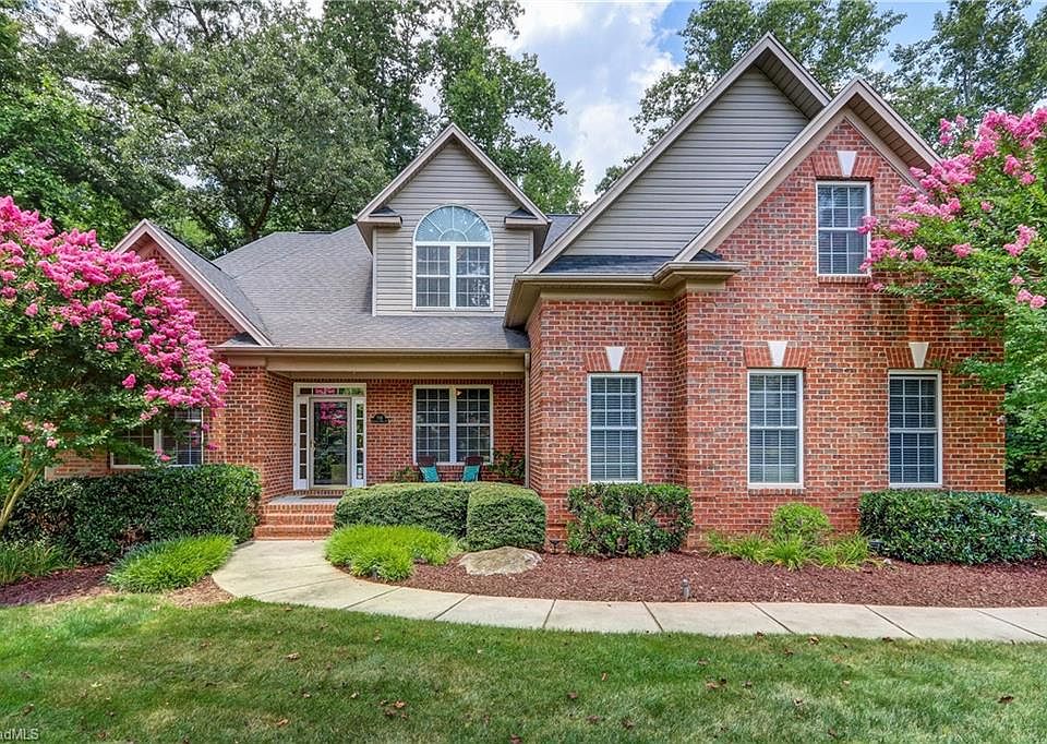1st image of 710 Chestnut Hill Ct