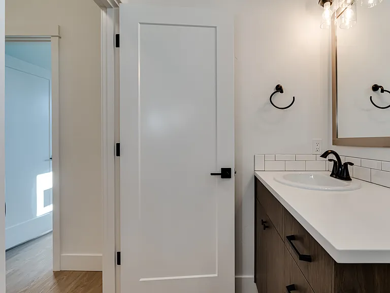 1530 Lake Dr — Photo 12