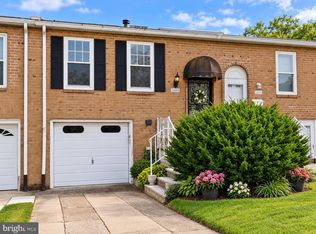 7402 Dicks Ave, Philadelphia, PA 19153
