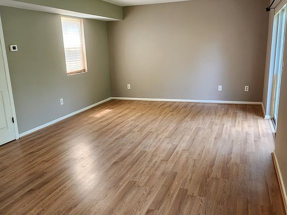 2nd image of 3 Diane Ct