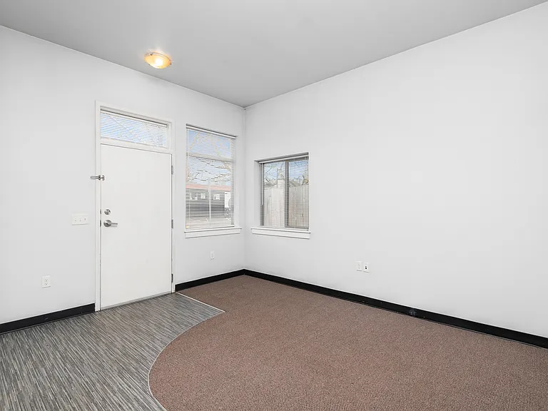 MW2-3 Living Room and Entry