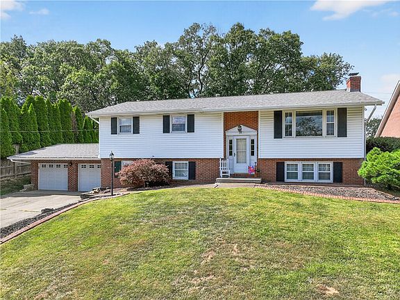 2nd image of 4179 Frederick Dr