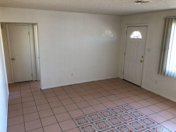 4th image of 2157 E Corona Ave
