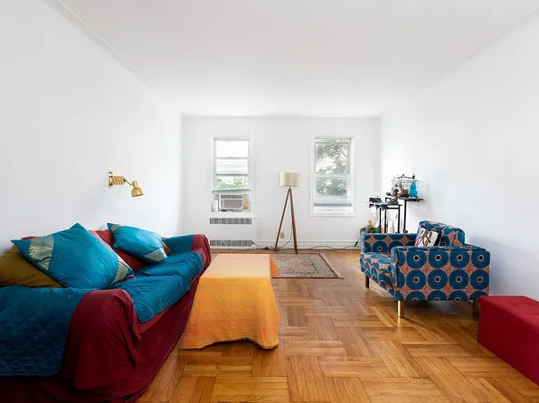570 Ocean Pkwy APT 1C, Brooklyn, NY 11218