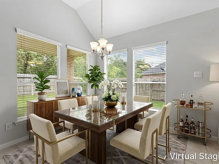 9906 Taylor Springs Ln — Photo 14