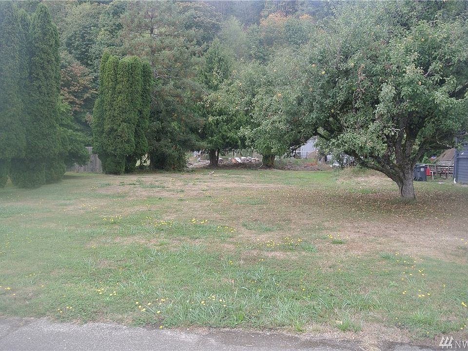 2nd image of 1815 Riverside Ave