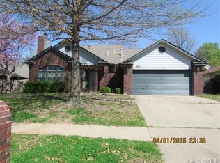 1329 E 136th St S, Glenpool, OK 74033
