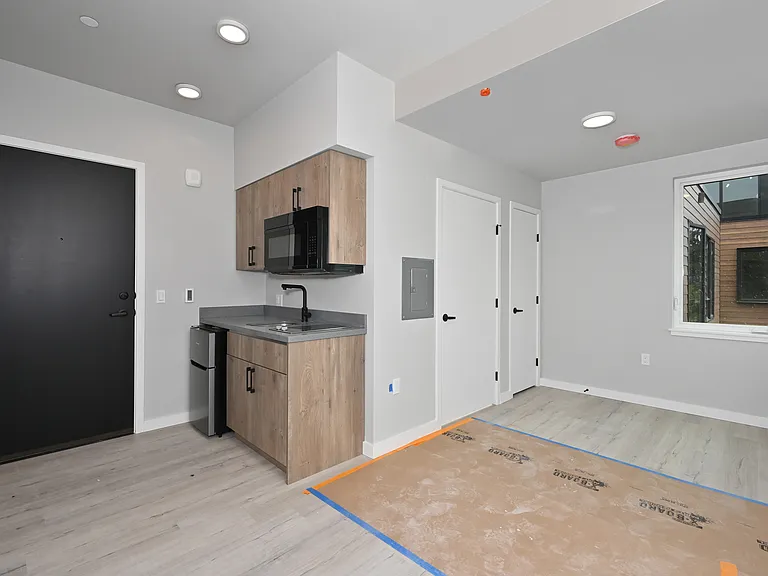 Clara Apartments — Photo 22