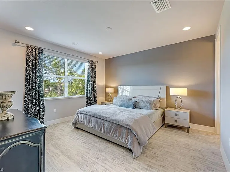 6582 Monterey Point — Photo 21
