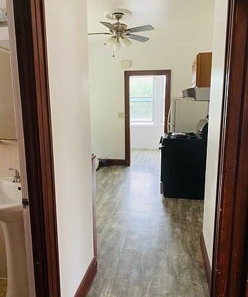 5th image of 336 Prescott St APT 1