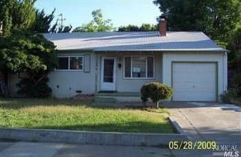 1st image of 396 Acacia St