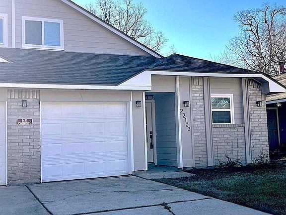 3rd image of 22103 Diane Dr