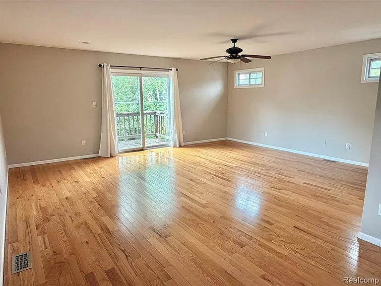2111 Earlmont Rd — Photo 18