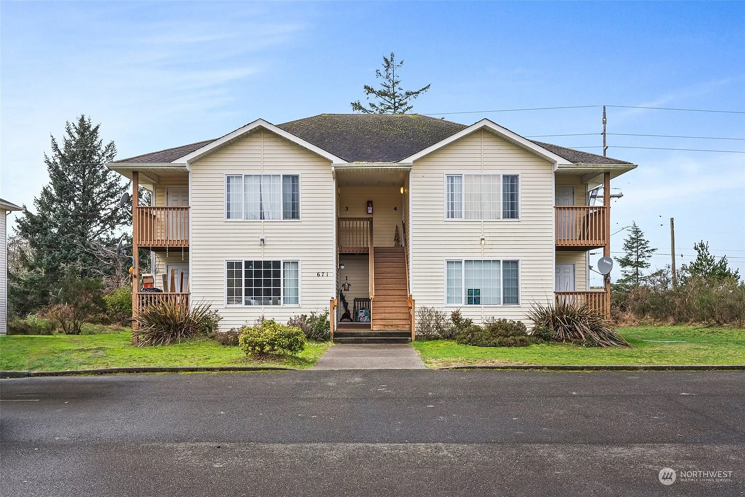 671 Sunset Avenue NE #1-4 photo 1
