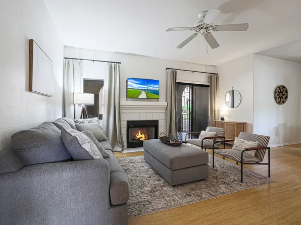 15050 N Thompson Peak Pkwy, Scottsdale, AZ