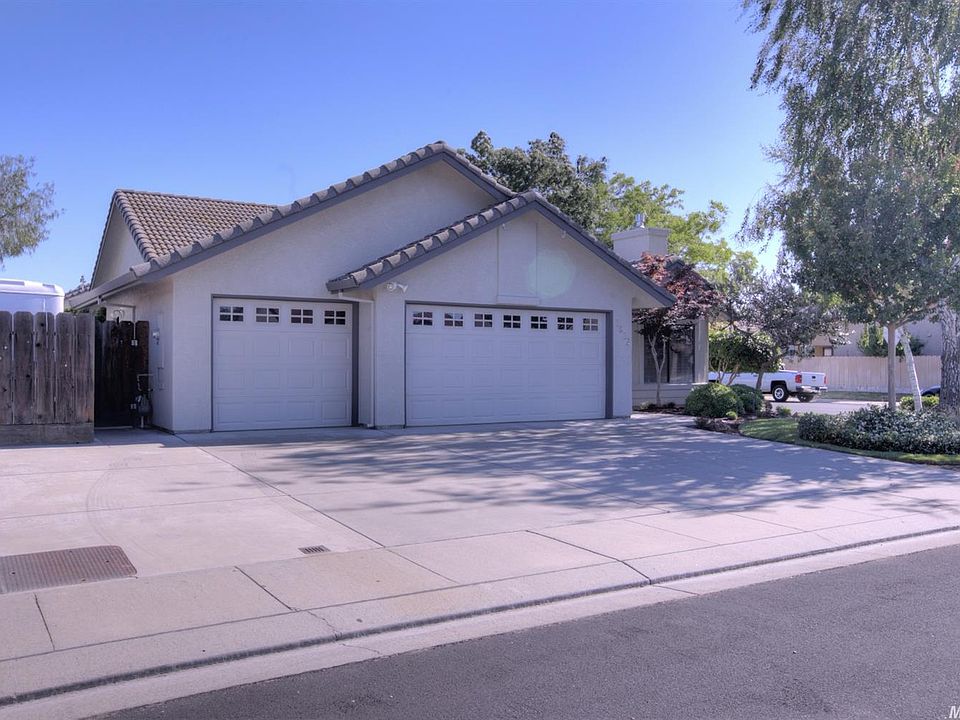 1st image of 1612 Brookside Dr