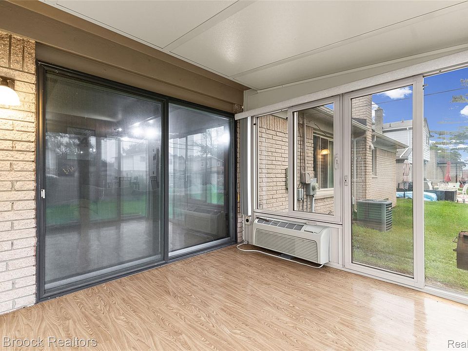 18169 Filmore St, photo 20