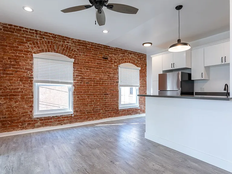 3048 W 12th Street — Photo 31