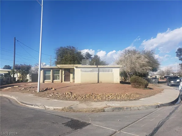 1015 Dumbarton St, Las Vegas, NV 89110