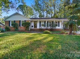 2000 Knell Dr, Charlotte, NC 28212