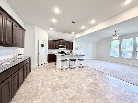 5th image of 1413 River Vale Rd