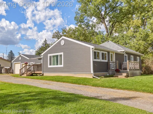 8408 East St, Millington, MI 48746