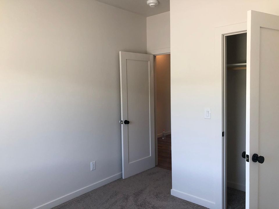 1st image of 2005 13th St #1