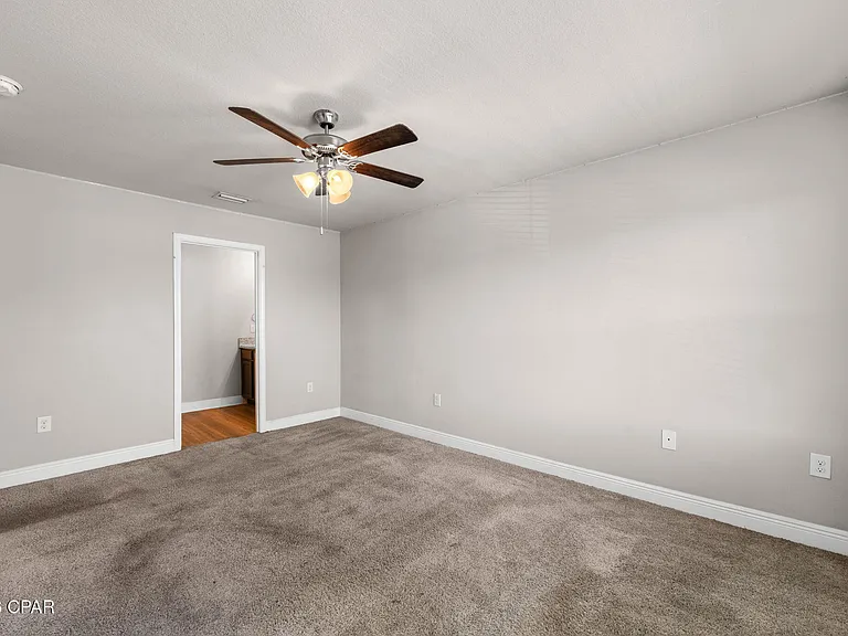 5768 Callaway Cir — Photo 17
