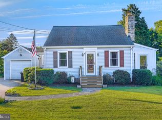 9 Virginia Ave, Reisterstown, MD 21136