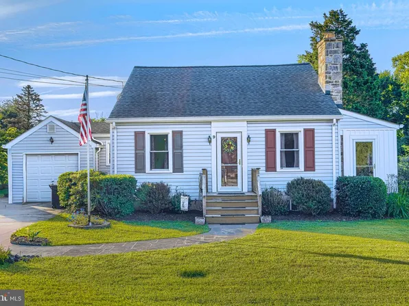 9 Virginia Ave, Reisterstown, MD 21136