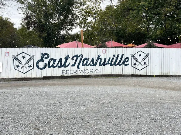 206 Prince Ave #A, Nashville, TN 37207