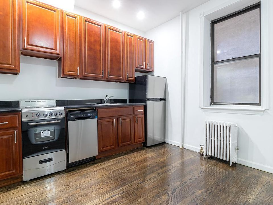 1st image of 185 Avenue C Frnt 1