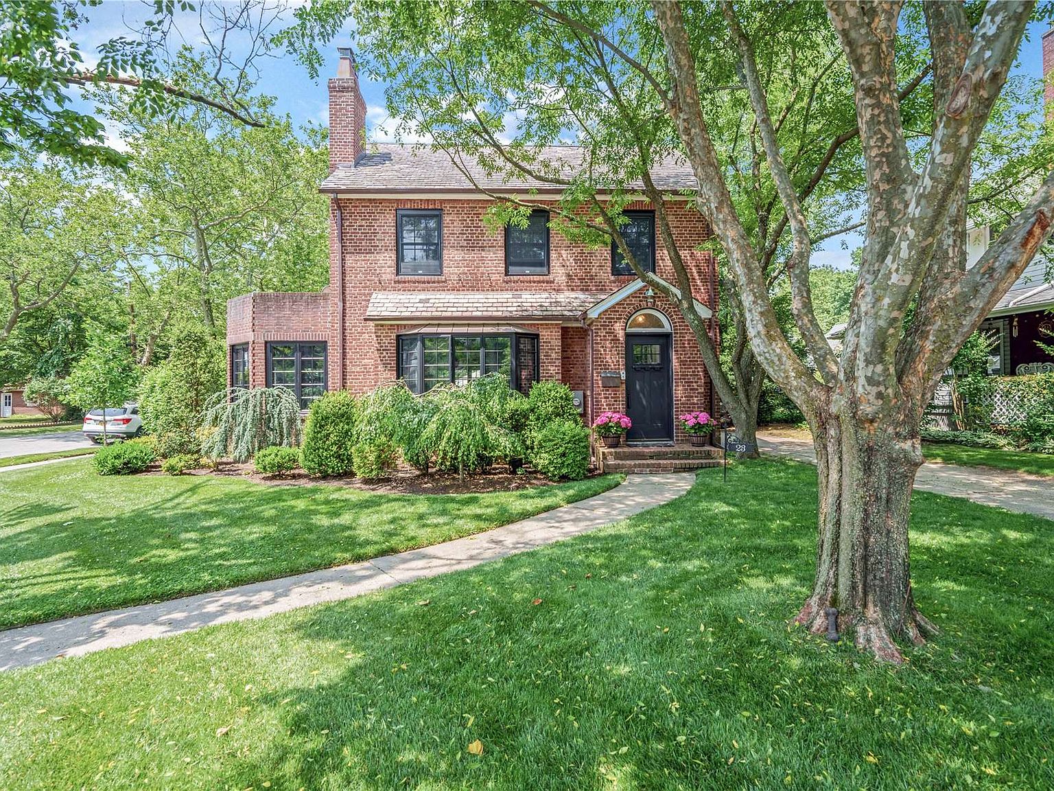 23 Pennsylvania Boulevard, Floral Park, NY 11001 Zillow