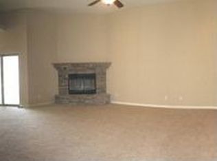 7103 Highland Knolls Dr, Bakersfield, CA 93306