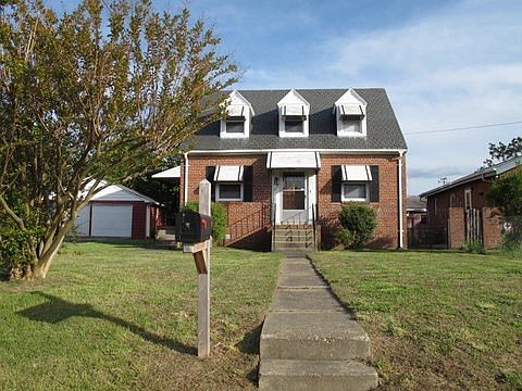 2nd image of 2709 Fairfield Ave