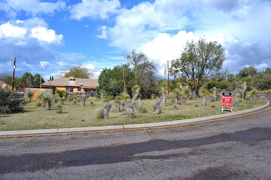 1st image of 00 N Loop Dr